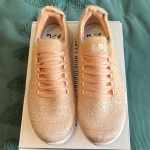 NWT APL x Summer Fridays wave sneakers. Size 8.5
